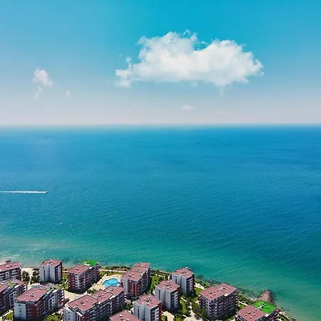 Imperial Sea View Apartment Burgas