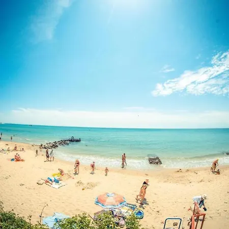 Sea View - Beachfront Apartment, 10 Pools & Free Parking * Sveti Vlas